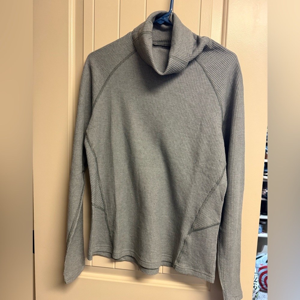 NWT Kuhl Gray Cowl Neck Sweater